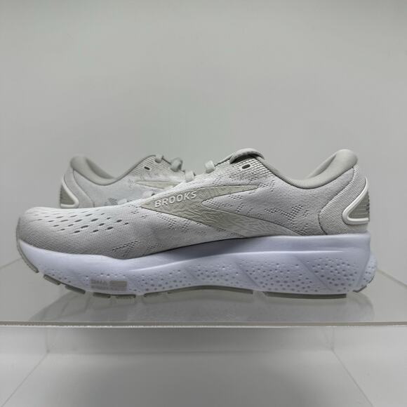 Brooks Ghost 16 White Gray 1204071B151 Running Shoes Sneakers Women’s Size 8 - Picture 4 of 9